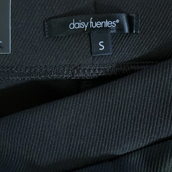 On Sale🌺Daisy Fuentes Truffle Pants - Picture 4 of 5